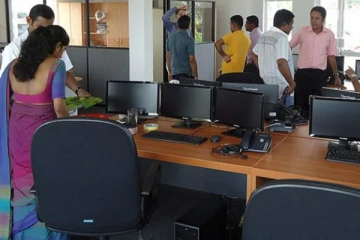 அரச ஊழியர்களைப் போன்று தனியார் துறை ஊழியர்களுக்கும் வாய்ப்பு! ஜனாதிபதி ரணில் வெளியிட்ட மகிழ்ச்சியான தகவல்