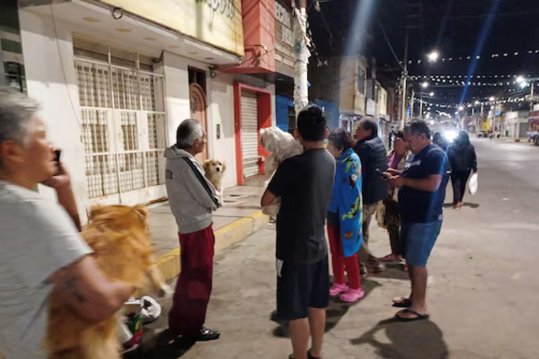 பெரு நாட்டில் சக்திவாய்ந்த நிலநடுக்கம் | Magnitude 5 8 Earthquake Strikes Northern Peru