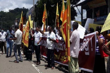 ஜனாதிபதிக்கு ஆதரவாக ஆங்காங்கே ஆர்ப்பாட்டங்கள்