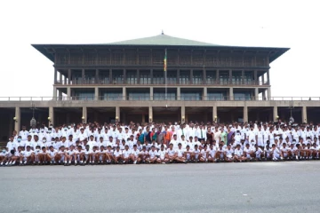 ඉතිහාසගත වාර්තාවක් තබමින්, ශිෂ්‍ය ශිෂ්‍යාවන් 5000 කට අධික පිරිසක් පාර්ලිමේන්තුවට..