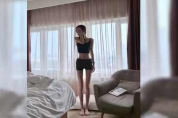 இணையத்தில் டிரெண்டாகும் SkinnyTok - ஆபத்து குறித்து எச்சரிக்கும் நிபுணர்கள்