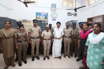 காவல் நிலையத்தில் திடீர் விசிட் அடித்த முதலமைச்சர்  மு.க.ஸ்டாலின்..!