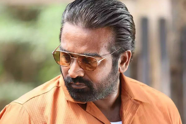மீண்டும் சூப்பர் ஸ்டார் நடிகருக்கு வில்லனாக நடிக்கும் விஜய் சேதுபதி ! அதுவும் முக்கிய இயக்குநரின் இயக்கத்தில்.. | Vijay Sethupathi To Be Part Of Top Actor Movie