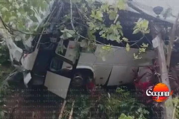 ''මට සිහිය නැති­වෙලා ඉස්පි­රි­තා­ලෙදී තමයි දන්නෙ අම්ම මිය­ගි­හින් නංගියි, මල්ලියි ඉස්පි­රි­තාලෙ කියලා,, තණ­කො­ළ­වත්තේ අනතුරින් මියගිය මව ගැන දියණිය හෙළිකල සංවේදී කතාව