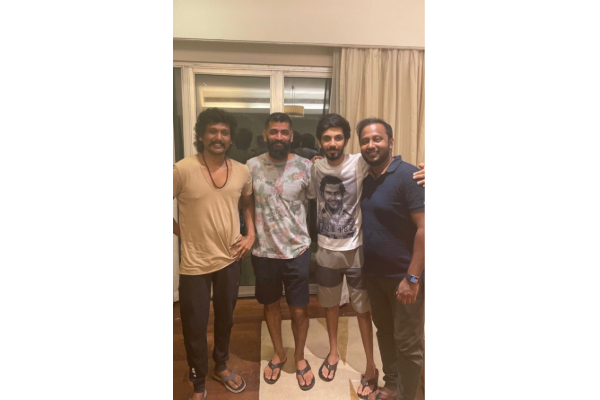 பீஸ்ட் பட ஷூட்டிங்கில் மாஸ்டர் பட பிரபலங்கள்! யார் யார் உள்ளார்கள் என பாருங்கள் | Bist Shoo Spo Pic Vijay Lok