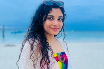 சூப்பர் சிங்கர் விருஷாவா இது.. கடற்கரை போட்டோஷூட்