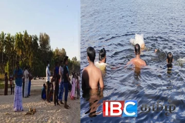 கடலில் குளிக்கச் சென்ற மூவரை அடித்துச் சென்றது அலை