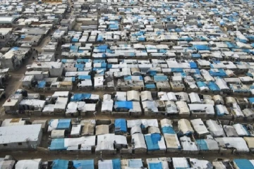 சிரியாவில் இருந்து நாடு திரும்பிய இரண்டு பெண்கள் கைது