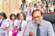 ලබන වසරේ සිට පාසල් සිසුන්ට නොමිලේ ලැබෙන දෙයක් ගැන අධ්යපන ඇමතිගෙන් විශේෂ ප්රකාශයක්.