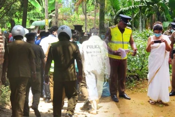 திருகோணமலையில் கடற்படையினருக்குள் கடும் மோதல் - ஒருவர் படுகொலை