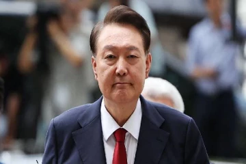 தென் கொரிய அரசியலில் பரபரப்பு ; முன்னாள் ஜனாதிபதிக்கு மரண தண்டனை விதிக்குமாறு கோரிக்கை