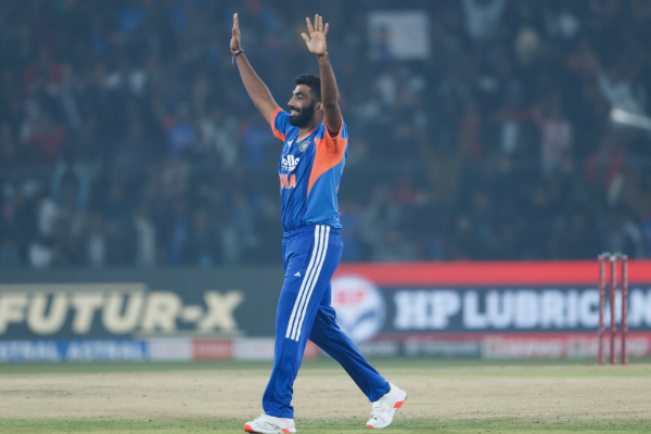 எந்த இந்தியரும் செய்யாத சாதனையை படைத்த பும்ரா, திலக் வர்மா | Bumrah Tilak Varma And More Record Vs Sa 1St T20