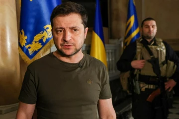 உக்ரைன் ஜனாதிபதி பயணித்த கார் விபத்துக்குள்ளானது - விசாரணைகள் தீவிரம்