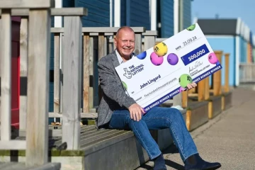 புற்றுநோயிலிருந்து மீண்ட பிரித்தானியருக்கு லொட்டரியால் அடித்த அதிர்ஷ்டம்