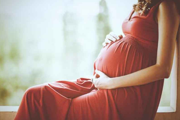 பிறக்கவிருக்கும் குழந்தைக்கு பொருட்கள் வாங்கிய கர்ப்பிணிக்கு பிணை! | Pregnant Woman Who Bought Things Unborn Child Bail
