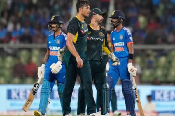 இந்திய வீரர்களின் அதிரடி ஆட்டம்: அவுஸ்திரேலிய அணியை எளிதாக வீழ்த்திய இந்தியா! | India Beat Australia In T20 Cricket Second Match