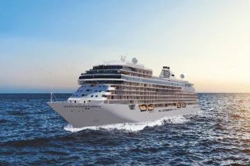 இந்த கப்பலில் டிக்கெட் விலை மட்டுமே ரூ.7 கோடி - இவ்வளவு காஸ்ட்லி ஏன் தெரியுமா?