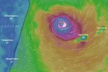 இந்தியப் பெருங்கடலில் அதிபயங்கர வெப்பமண்டல சூறாவளி: மொரிசியஸ் நாட்டுக்கு எச்சரிக்கை..!