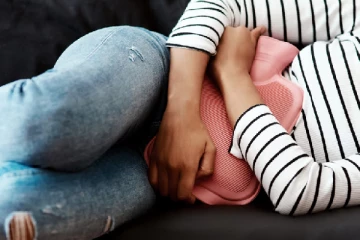 மாதவிடாய் காலத்தில் பெண் ஊழியர்களுக்கு சம்பளத்துடன் விடுப்பு : புதிய சட்டம் கொண்டு வந்த நாடு எங்கு தெரியுமா?