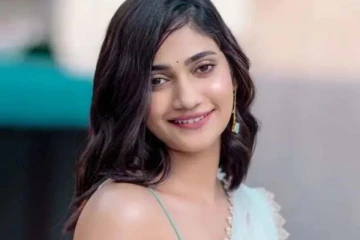 உடல் எடையைக் குறைத்த லொஸ்லியா! வெளியிட்ட கவர்ச்சி புகைப்படம்