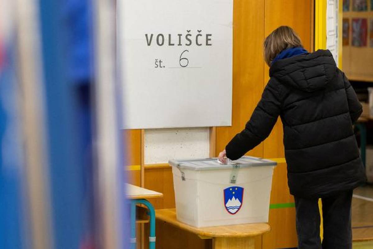 ஸ்லோவேனியா தேர்தல்: தாராளவாத - வலதுசாரி கட்சிகளுக்கு இடையே கடும் போட்டி | Slovenia Election Liberal And Right Wing Parties