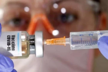 இந்தியாவிலிருந்து இலங்கைக்கு சுமார் 5 லட்சம் கொரோனா தடுப்பூசி குப்பிகள் அனுப்பப்படவுள்ளதாக அறிவிப்பு