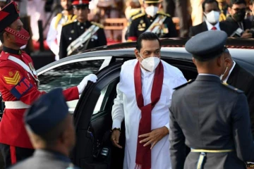 மீண்டும் களத்தில் மகிந்த!! எதிர்காலம் குறித்த அறிவிப்பு வெளியானது