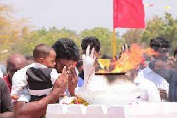முள்ளிவாய்க்கால் பேரவலத்தின் தொடர்ச்சிக்குள் தமிழ் தேசத்தை மீட்டெடுப்போம் -விடுதலைப்புலிகளின் அரசியல் துறை அழைப்பு | Of Mullivaikal Perevalam