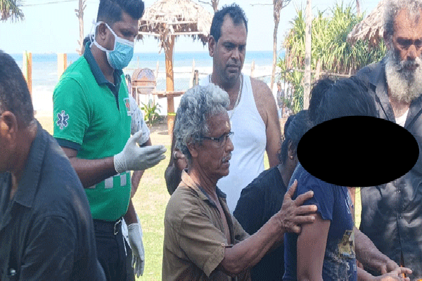 தமிழர் பகுதியொன்றில் சுற்றுலா வந்த குழுவிற்கு நேர்ந்த அனர்த்தம் | Accident Involving Tourist Group In Tamil Area