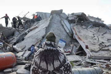 துருக்கி நிலநடுக்கம்; இலங்கை குடும்பத்தின் நெகிழவைத்த செயல்!