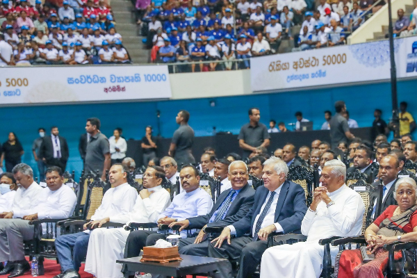 5000 கிராமங்களை அபிவிருத்தி செய்யும் வேலைத்திட்டம் ஜனாதிபதியிடம் கையளிப்பு (Photos) | Village Development Program Submitted To President