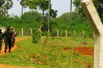 யாழ். பலாலியில் இராணுவத்தினர் வசமுள்ள காணியை விடுவிக்க கோரிக்கை