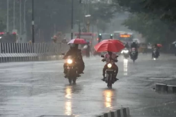 தமிழகத்தில் இன்று 19 மாவட்டங்களில் கனமழை பெய்யும்- வானிலை மையம் தகவல்