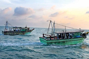 கடலில் திடீரென மாயமான மீனவர் ; தேடும் நடவடிக்கை தீவிரம்