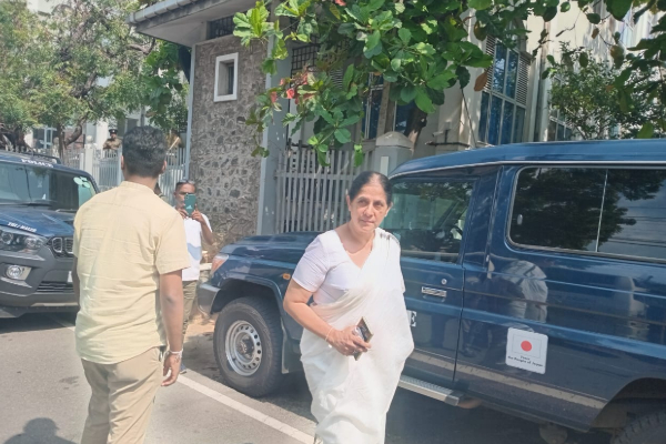 புத்தர்சிலையை காக்க நவீன பிரபாகரன்களோடு போராடுகின்றோம்; சரத் வீரசேகர காட்டம் | We Are Fighting Against Modern Day Prabhakaran