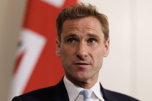 பிரித்தானிய பிரதமரைவிட திறம்பட செயல்படும் ஆட்கடத்தல்காரர்கள்: முன்வைக்கப்படும் விமர்சனம் | Smuggling Gang Perform Better Than Starmer