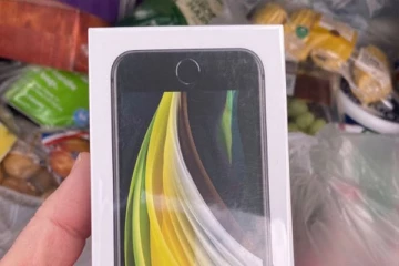 பிரித்தானியாவில் ஆப்பிள் ஆர்டர் செய்த நபருக்கு காத்திருந்த இன்ப அதிர்ச்சி