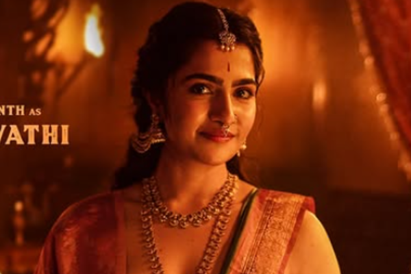 பிரமாண்ட பட்ஜெட் படத்தின் டப்பிங்கில் மிரட்டிய ருக்மிணி வசந்த்.. என்ன படம் தெரியுமா | Rukmini Vasanth Done Dubbing For Kantara Chapter 1