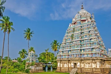 தமிழ்நாட்டில் மிக பெரிய சிவலிங்கம் கொண்ட கோயில் எங்கு இருக்கிறது தெரியுமா?