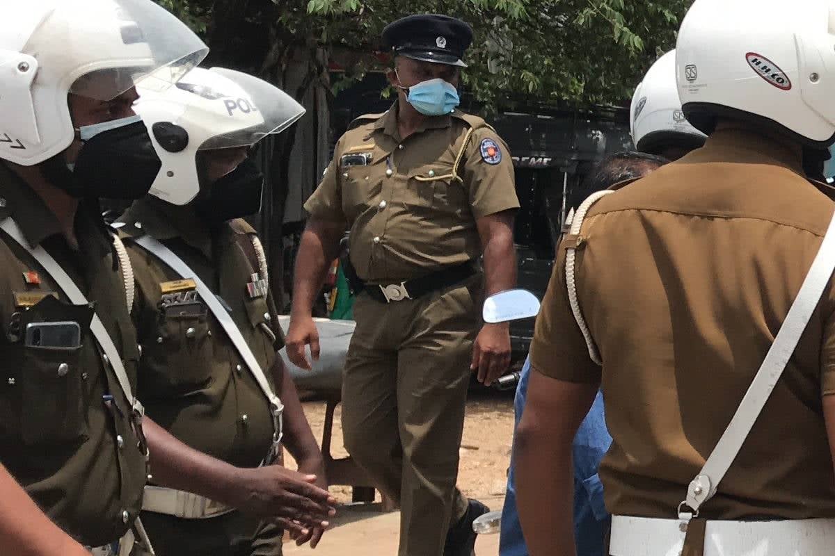 17 வயது இளைஞனின் உயிரைப் பறித்த பேருந்து ; தீவிரமாகும் விசாரணை | Bus That Killed 17 Year Old Set On Fire