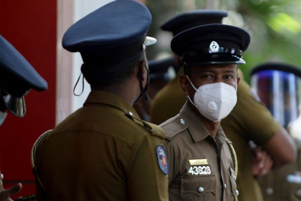 இளைஞர் மற்றும் நண்பர்களால் கடத்தப்பட்ட பாடசாலை மாணவி | Kidnapped Schoolgirl