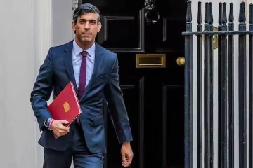 லேபர் கட்சிக்கு வெற்றி வாய்ப்பு! வெளியான ஆய்வு முடிவினால் பதவி பறிபோகும் நிலையில் ரிஷி சுனக்