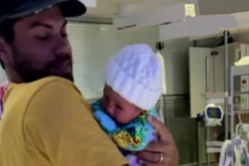 உலகளவில் கவனத்தை ஈர்த்த ஆண் குழந்தை! வைரலாகும் புகைப்படங்கள்