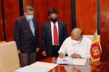 நாடாளுமன்றில் நிறைவேறிய வரவு செலவு திட்டத்திற்கு சபாநாயகர் சான்றுரை!