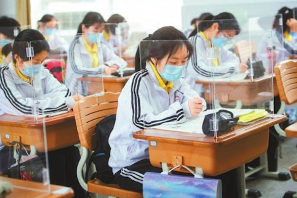 சீனாவில் மீண்டும் தீவிரமாக பரவும் கொரோனா - பள்ளிகள் மூடல் | China Corona Increase School Closed