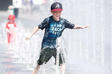 கனடாவின் இந்தப் பகுதி மக்களை அதிகம் தண்ணீர் பருகுமாறு அறிவுறுத்தல்