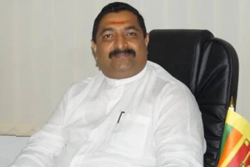 பெருந்தோட்டக் கம்பனிகளுக்கு இந்தளவுக்கு அதிகாரம் வழங்கியது யார்?