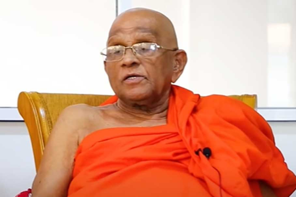 பசில் ராஜபக்ச நன்றி மறந்தவர் - அவருடன் பேசக் கூட விருப்பமில்லை - முருத்தெட்டுவே ஆனந்த தேரர் சீற்றம் - ஐபிசி தமிழ்