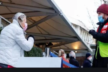 நியூசிலாந்தில் திறக்கப்படும் முதல் பெரிய தடுப்பூசி கிளினிக்