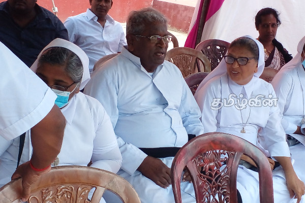 யாழில் முன்னெடுக்கப்படும் அடையாள உண்ணாவிரத போராட்டம் (video) | Protest In Nallur